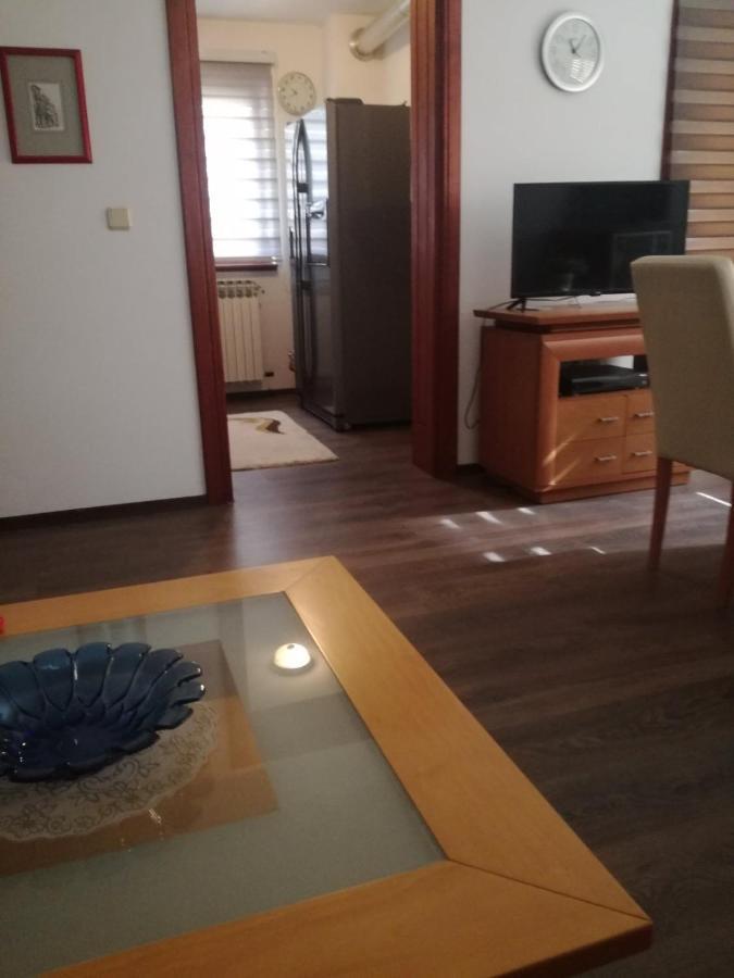 Fiar Apartment ซาราเยโว ภายนอก รูปภาพ