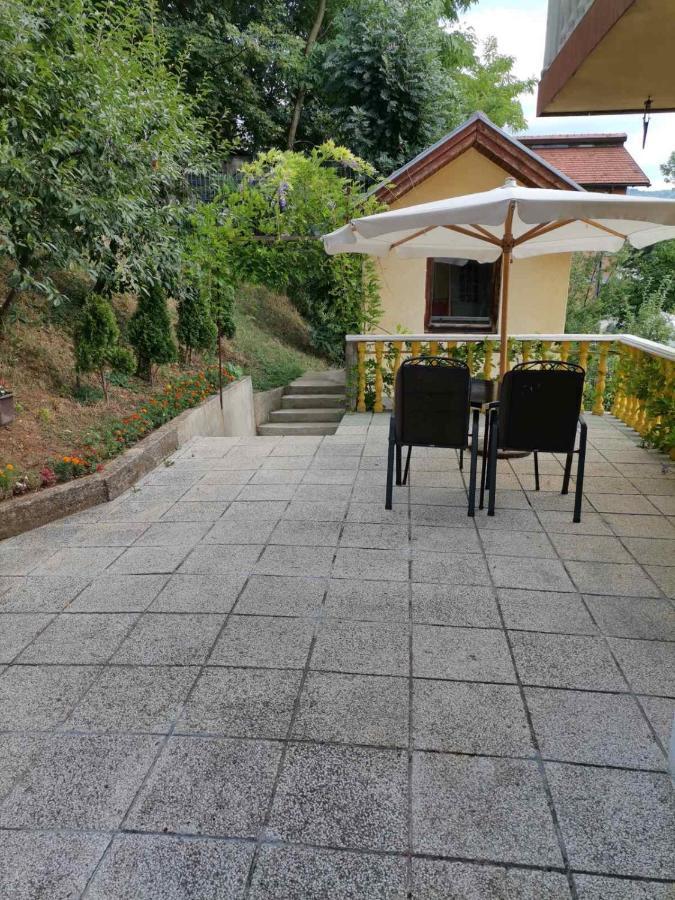 Fiar Apartment ซาราเยโว ภายนอก รูปภาพ